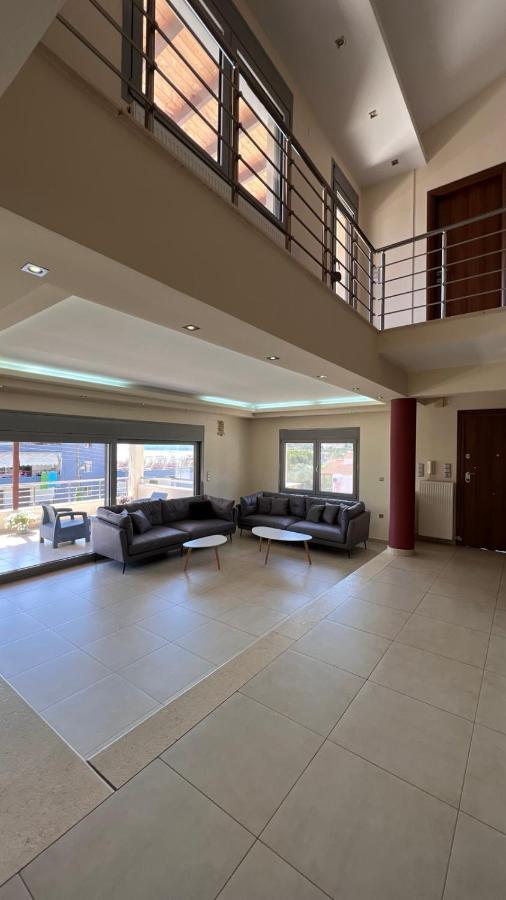 Daphne Di Palio Apartment PalaiónTsiflíkion Екстериор снимка